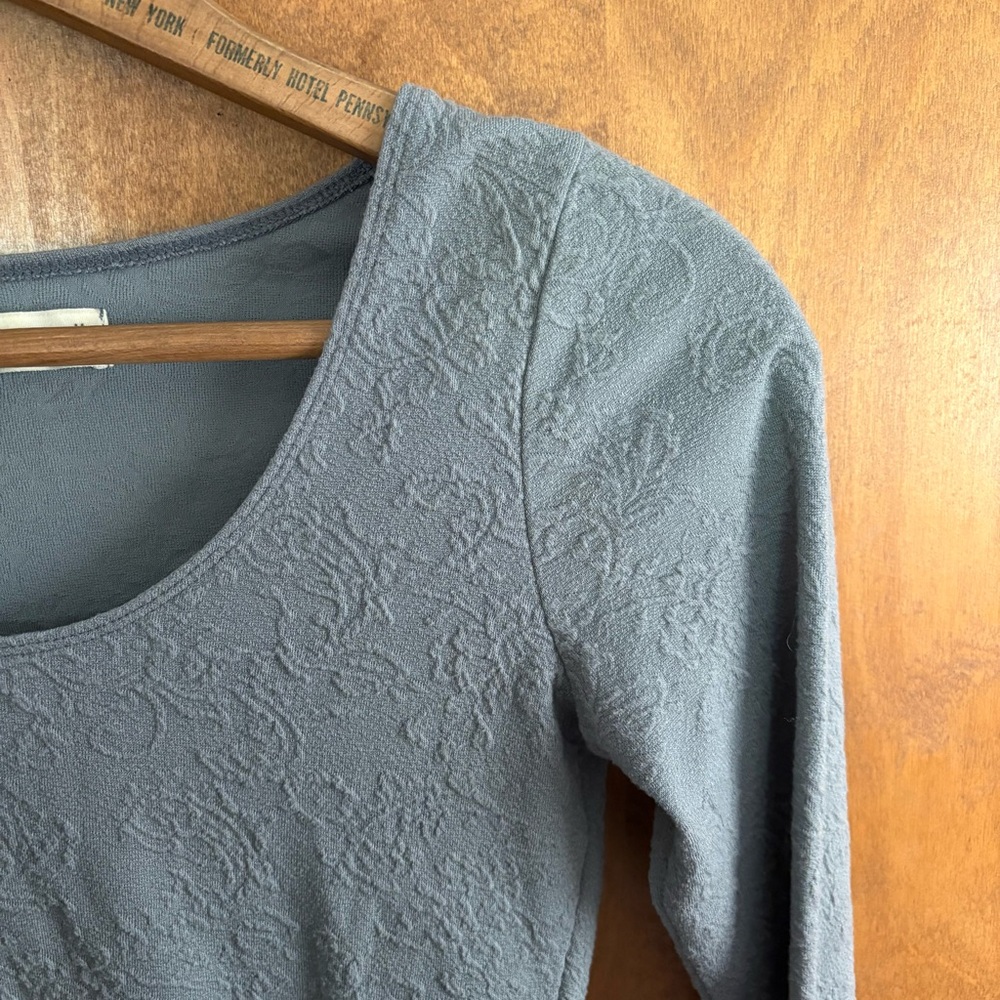 Abercrombie & Fitch Vintage Y2K Gray Textured Knit Long Sleeve Top Floral Preppy - Picture 6 of 11